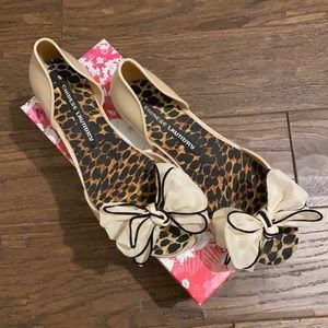 Chinese Laundry Open Toe Jelly Flat